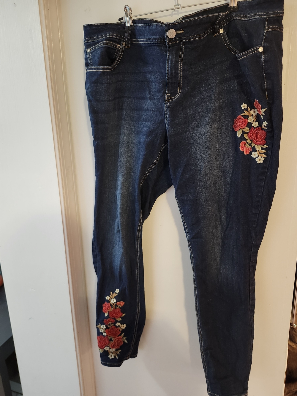 Dark Blue Women's Jeans with Red Rose Embroidery